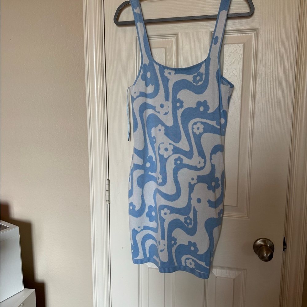 Hollister Blue and White Floral Wave Knit Midi Dress